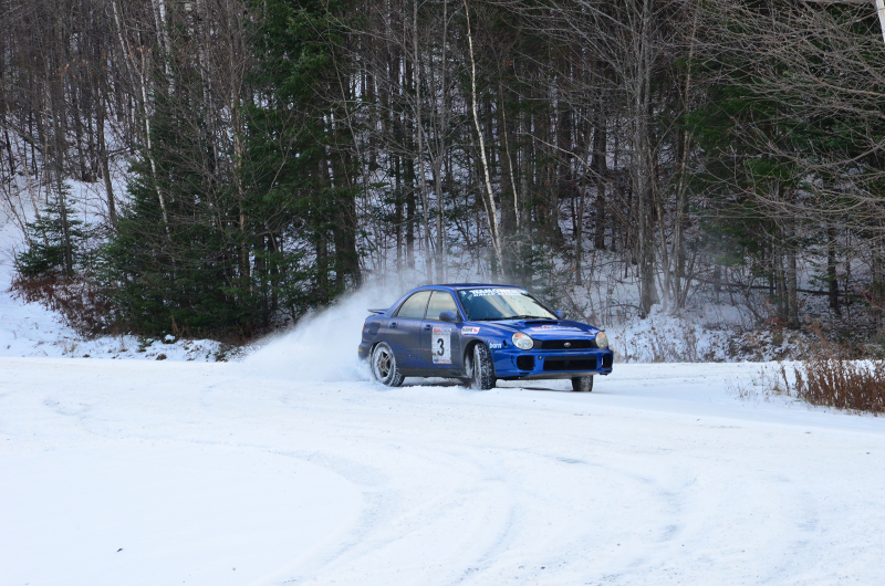 Illustration for article titled How To Use Weight Transfer To Keep Your Car Out Of A Ditch This Winter